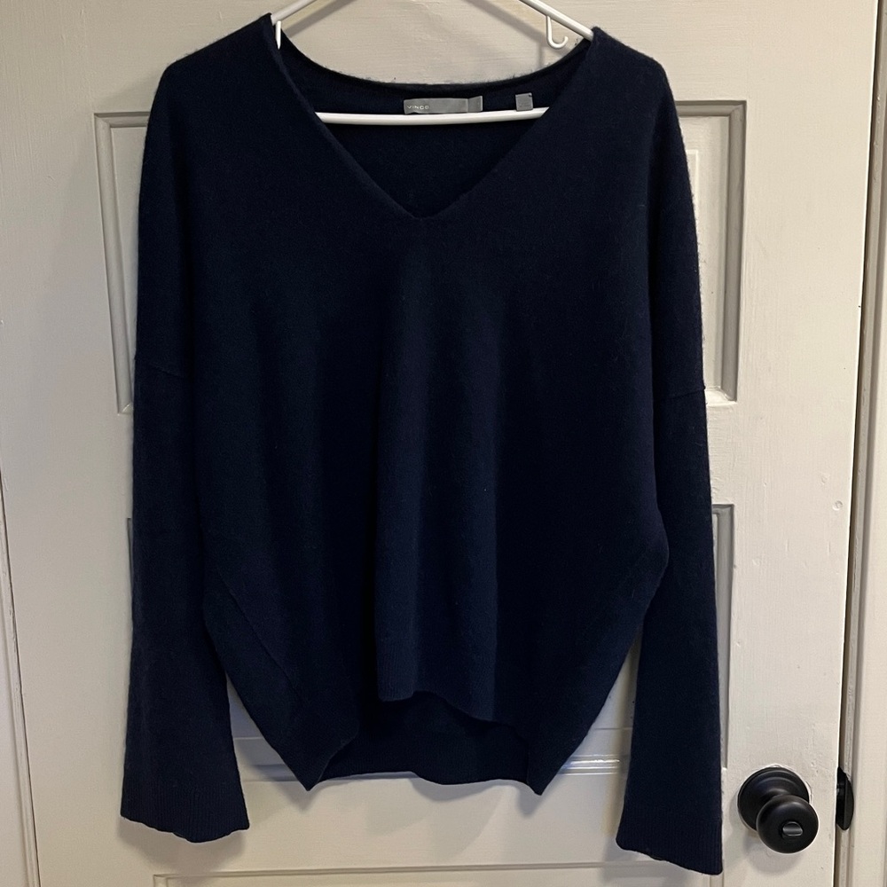 Vince Navy V-Neck 100% Cashmere Sweater